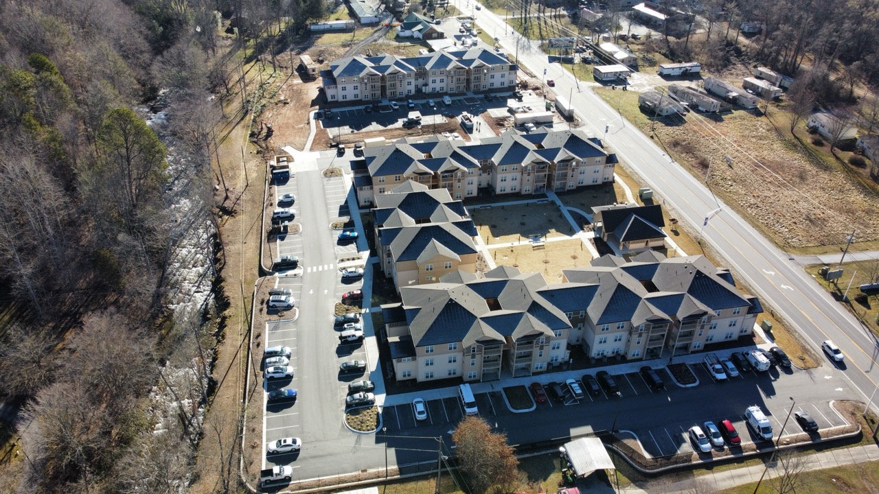 Highway 19 Apartments